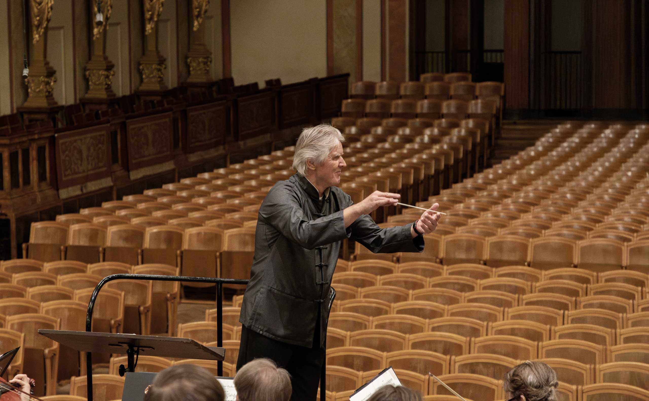 Friedrich Pfeiffer dirigiert Philharmonic Generations Vienna im Musikverein Wien